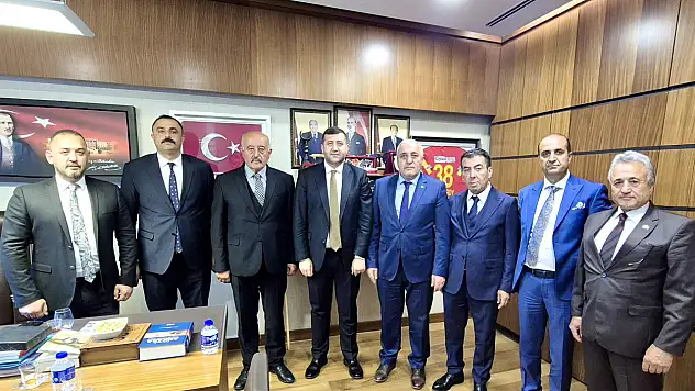 MHP'liler, Ankara'da Milletvekili Ersoy'u ziyaret etti