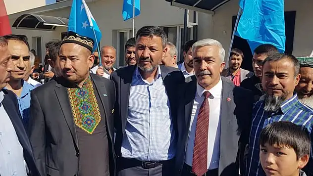 MHP Melikgazi teşkilatı Doğu Türkistanlılarla buluştu