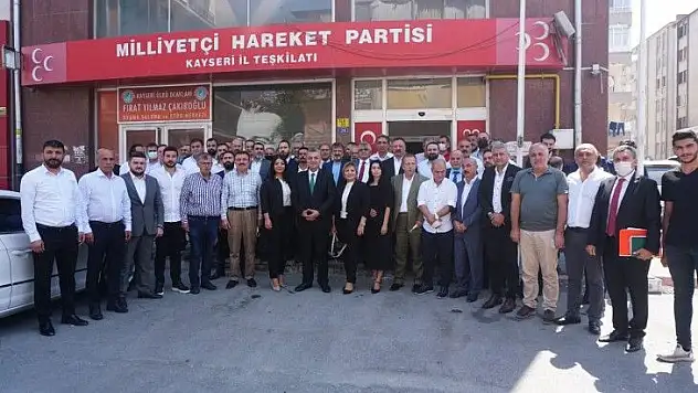 MHP'nin yeni yönetimi görücüye çıktı!