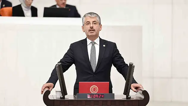 'Büyük Zafer'in 101. yılını kutlamanın haklı gururunu yaşıyoruz'