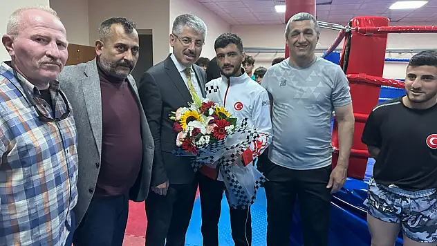 Milletvekili Çopuroğlu'dan şampiyonalara ziyaret