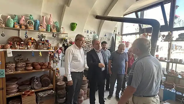 Milletvekili Özsoy Aksaray'da esnafı dinledi