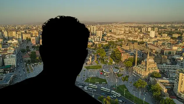 Milletvekili sevdasını dizelere döktü, bakın neye şiir yazdı!