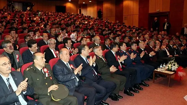 Milli Şair Mehmet Akif Ersoy Kayseri'de anıldı