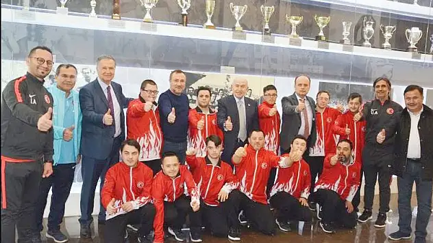 Milli takım antrenörü Uğur Arı: Olimpiyat oyunlarında başarılı olmayı hedeflediklerini söyledi.