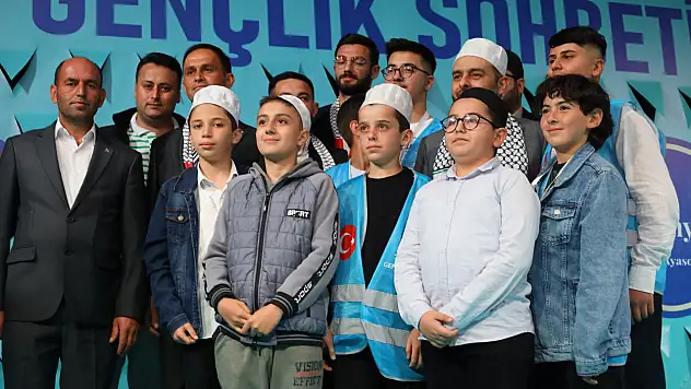 Milli ve manevi değerler Yahyalı Meydanı'nda konuşuldu