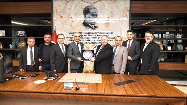 Mimarsinan OSB Yönetiminden Kayseri OSB'ye tebrik ziyareti