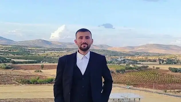 Motosikletli gencin öldüğü kaza güvenlik kamerasında