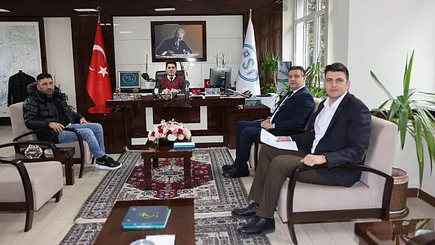 Müdür'den  Hacılar imzası!
