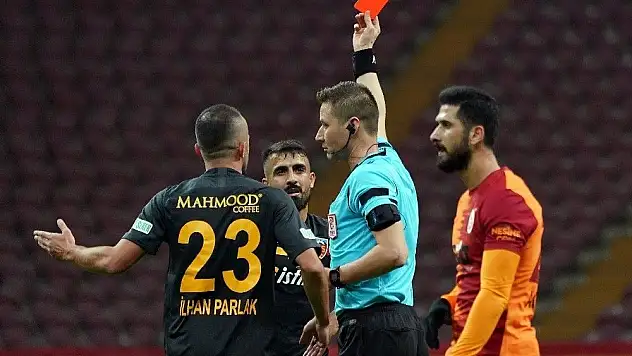 Çelik: 'Kırmızı kartı hak etmedim'
