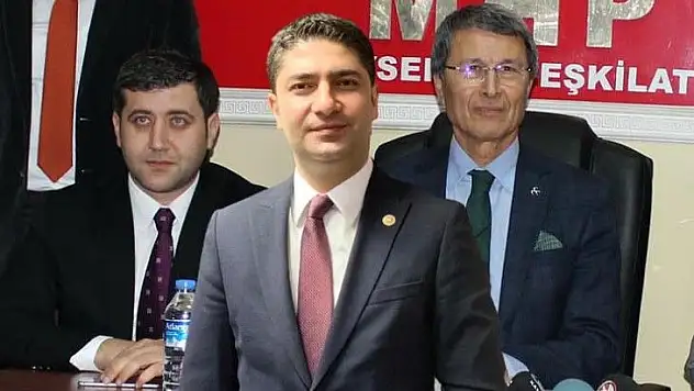 Mülteciler konusu eski defterleri açtırdı! MHP'de dikkat çeken tartışma!
