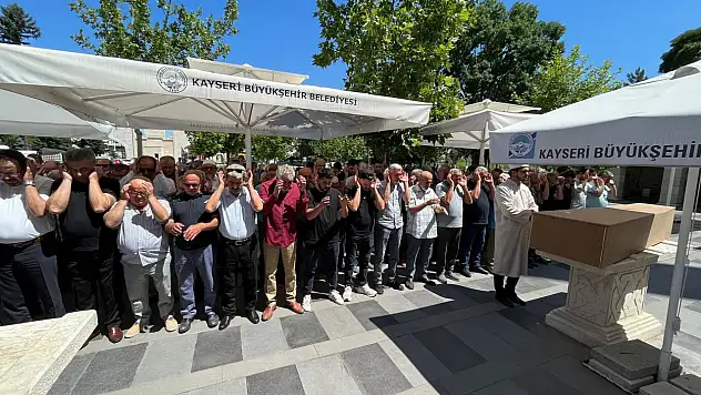 Mümtaz Koca son yolculuğuna uğurlandı!