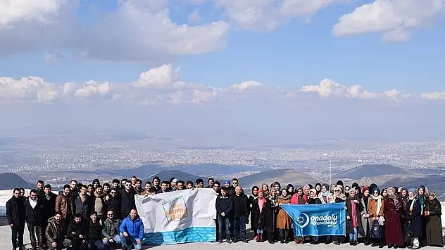 Murat Cahit Cıngı, Gençlere 100 Yıllık Değişim Sürecini Anlattı
