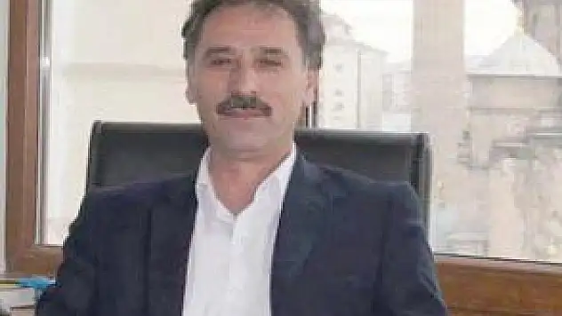 MUSTAFA LALE: HÜKÜMET YALOVA VALİSİNİ GÖZDEN GEÇİRMELİ 