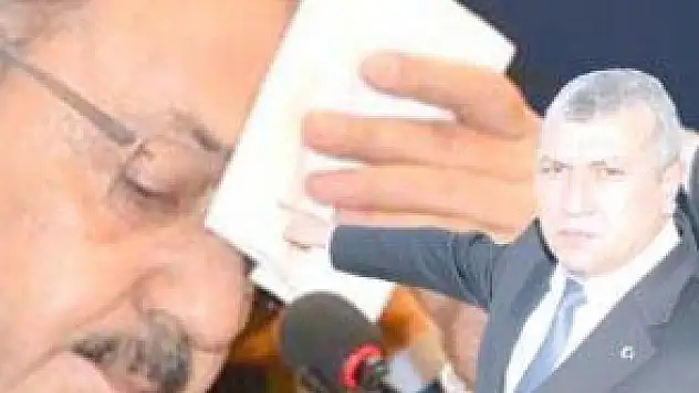 MHP'Lİ MUSTAFA ÖZSOY, ÖZHASEKİ'YE MANİDAR SESLENİŞ: