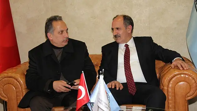 Mustafa Yalçın yeni görevine başladı