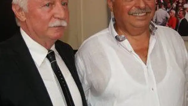 NAKİPOĞLU, ADAYLIĞINI AÇIKLADI
