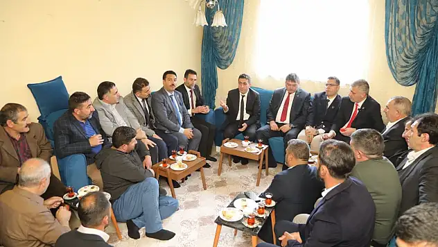 Narin ve Aras Kayseri Buluşması'na vatandaşları davet ettiler