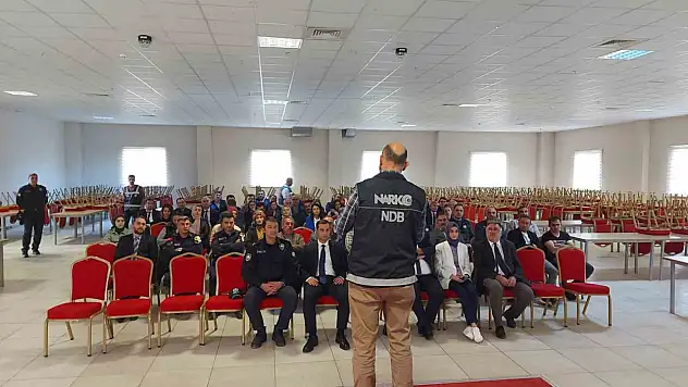 'Narko Rehber' eğitimi