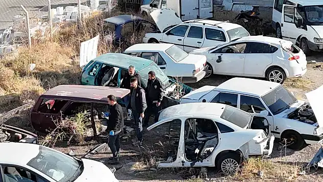 Araçları 'change' yapan çeteye operasyon