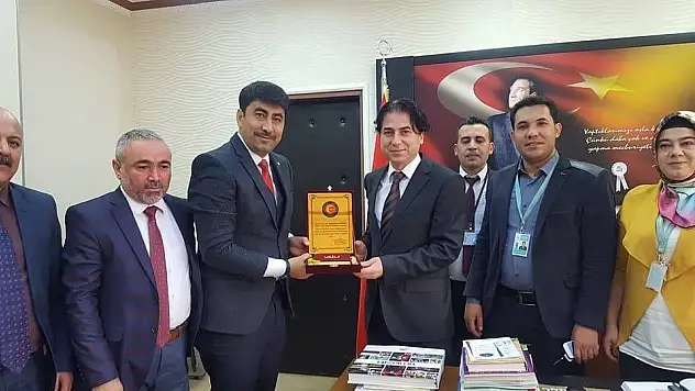 Nevşehir Kamu Hastaneleri Birliği Genel Sekreterliği'nde TİS Sevinci