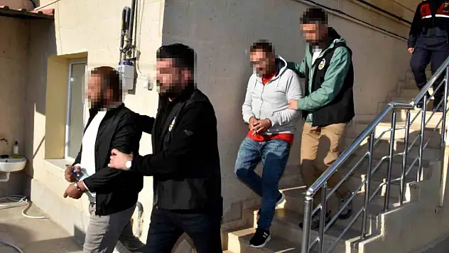 Kayseri'nin de aralarında olduğu 9 ilde fuhuş operasyonu! Kadınlar kurtarıldı