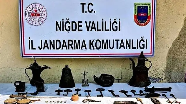 'Anadolu Mirası' operasyonu: Onlarca tarihi eser ele geçirildi