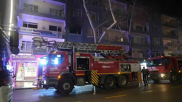 Apartman dairesinde yangın