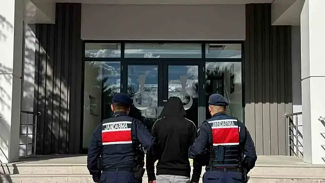 Aranan 3 şahıs yakalandı