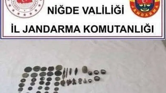 55 parça tarihi eser ele geçirildi
