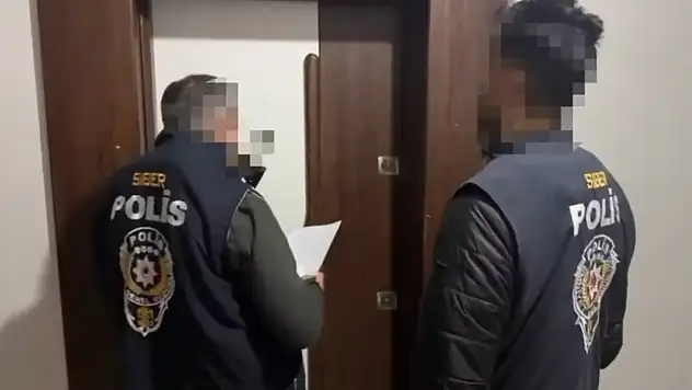 Sosyal medya kurbanın ihbarı dolandırıcıları hapse gönderdi