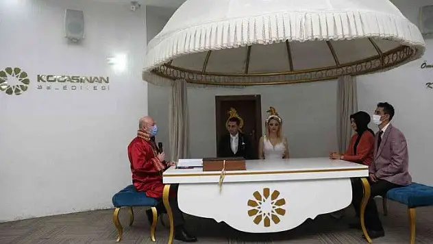 Nikah dairelerinde '02.02.2022' yoğunluğu
