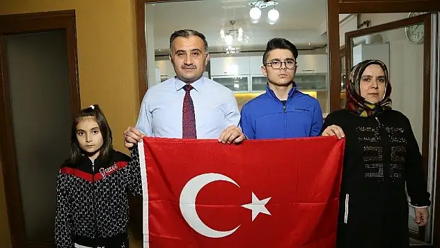 23 Nisan'da Develi tek yürek oldu
