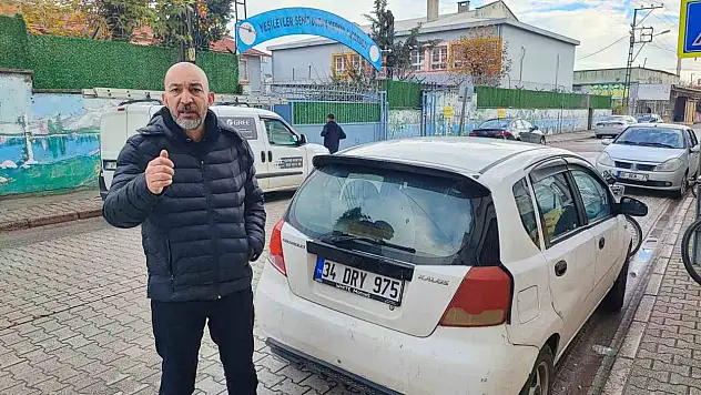 Okul önünde öğretmen ölümden döndü! Önce yumruk attı, sonra ateş etti