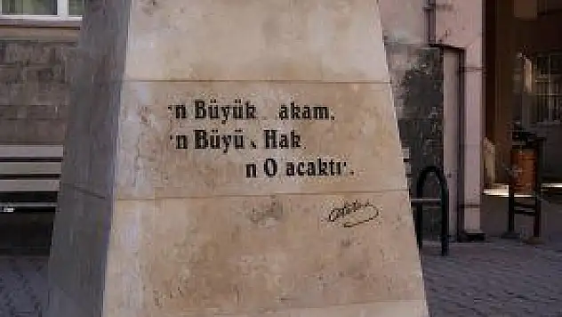 O BÜSTE VALİLİK EL ATTI!