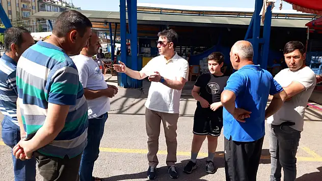 O ilçedeki pazarda artık kanatlı hayvan satılmayacak