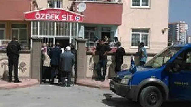 OĞLUNUN ŞEHADET HABERİNİ ALAN ANNE BAYGINLIK GEÇİRDİ 