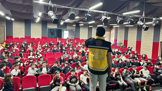 Öğrencilere fermuar sistemi anlatıldı