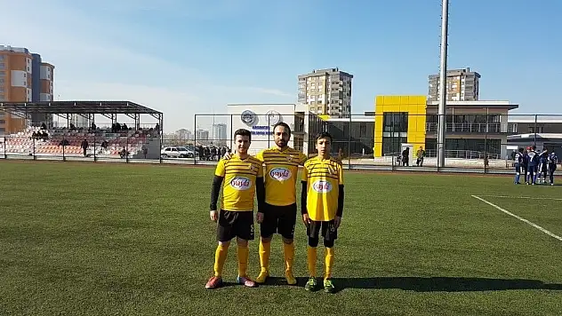 Öğretmen ve öğrencileri aynı takımda
