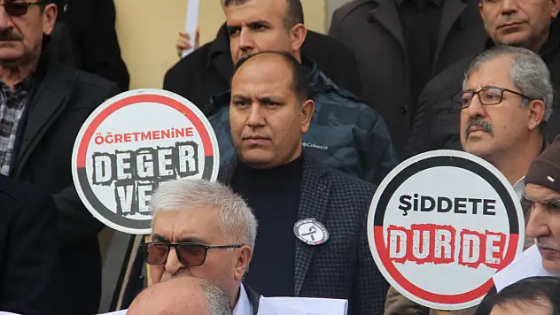 Öğretmenler şiddete karşı tek ses oldu