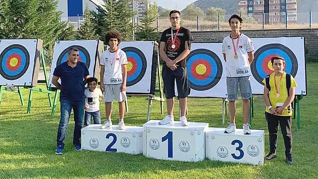 Okçuluk İl Birinciliği'nden Spor A.Ş, 8 madalya ile ayrıldı
