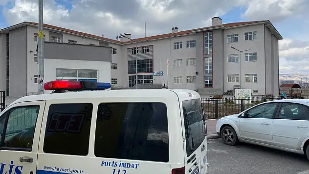 Okulda dehşet! Öğretmeni vurdular...