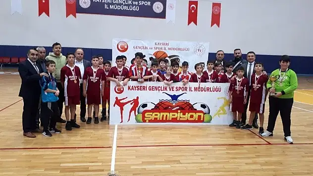 Okullar arası Küçükler Hentbol İl Birinciliği Müsabakaları Tamamlandı
