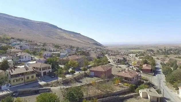 Bu köyde 1 başbakan yardımcısı, orgeneral ve 20 profesör çıktı