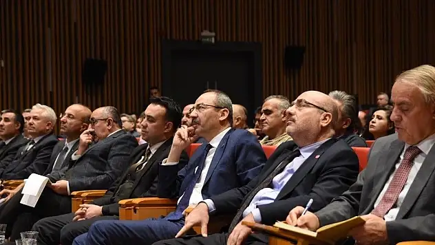 Ömer Gülsoy: '2019'daki büyümenin 2020'de de artarak devam edeceğine inanıyorum'