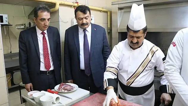 Önce hünerlerini sergilediler, sonra belgelerini aldılar
