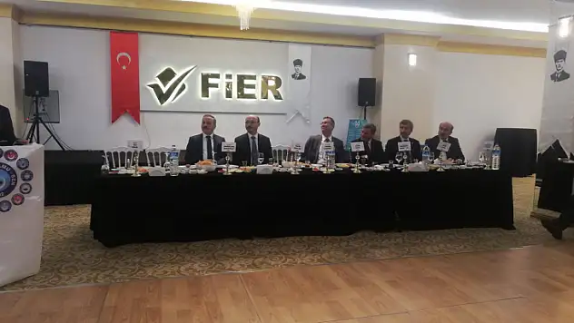 Kahveci 'Türkiye Kamu-Sen dün vardı bu gün de var yarın da var olacaktır'