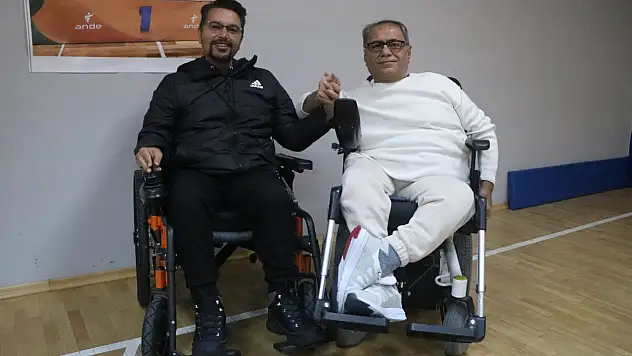 Ortopedik engelli Hakan Arık, boccia ile hayata bağlandı