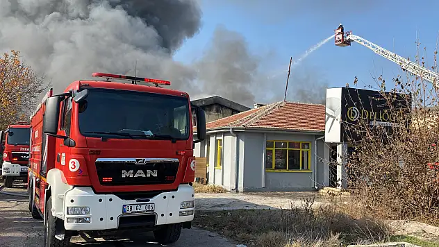 OSB'de korkutan yangın!
