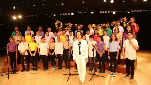 Osman Zeki Yücesan Ortaokulu'ndan yılsonu etkinliği